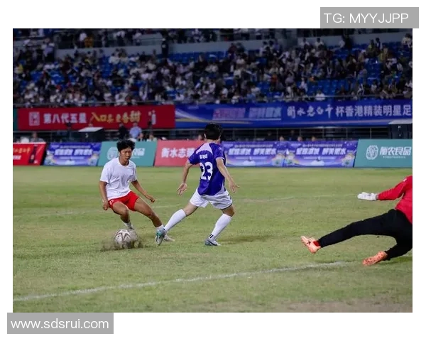 高质量足球明星的崛起与影响力解析及未来发展趋势探讨 高质量足球明星的崛起与影响力解析及未来发展趋势探讨